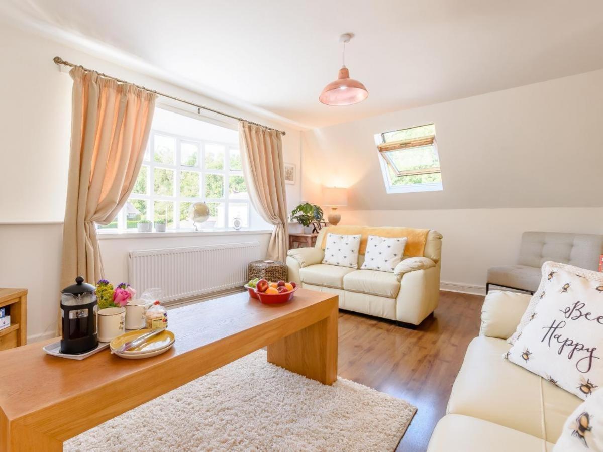 Waters Edge Apartment Ystradgynlais Ngoại thất bức ảnh